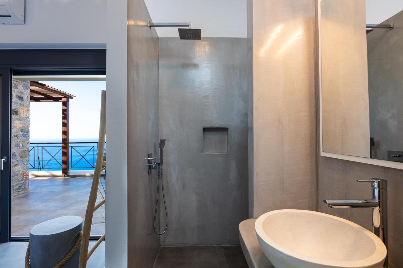 Villa Sea-Esta, Adults Only Sellia  Exterior photo